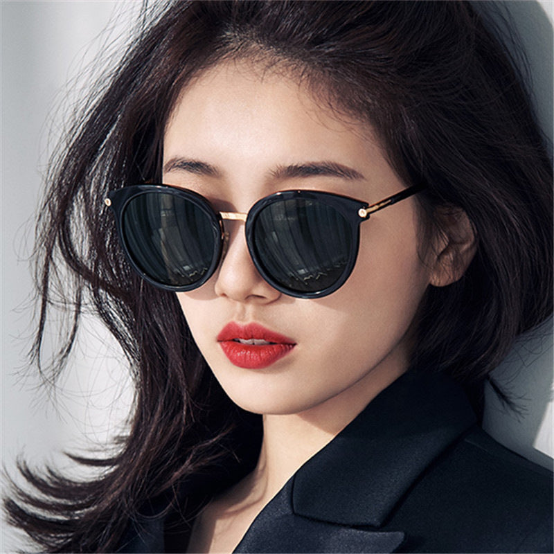 2023 fashion Korean version street shot sunglasses wholesale women's large frame sunglasses personalized round frame sunglasses