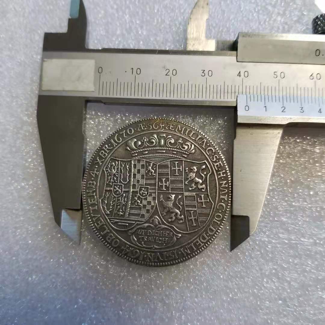 Commemorative Coin 1670 Brass Commemorative Foreign Silver Dollar Wholesale Collection #1331
