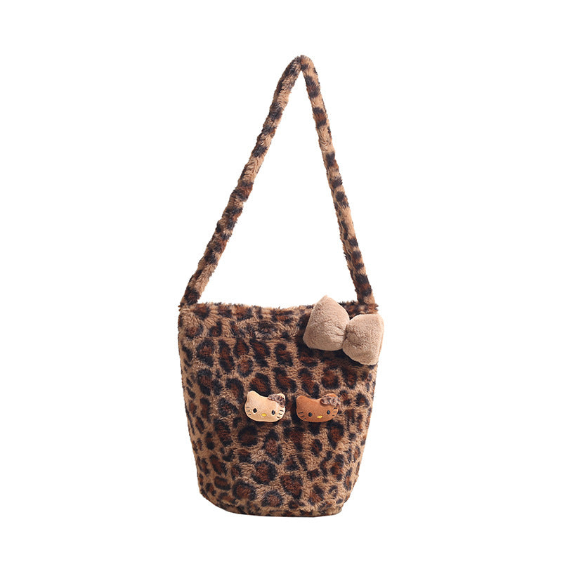 Winter leopard print plush bag women's 2024 new fashion portable bucket bag texture foreign style shoulder messenger bag