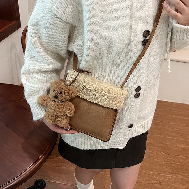 Wool lamb shoulder bag women's bag retro leather velvet messenger bag 2024 autumn and winter new sweet wind atmosphere plush bag