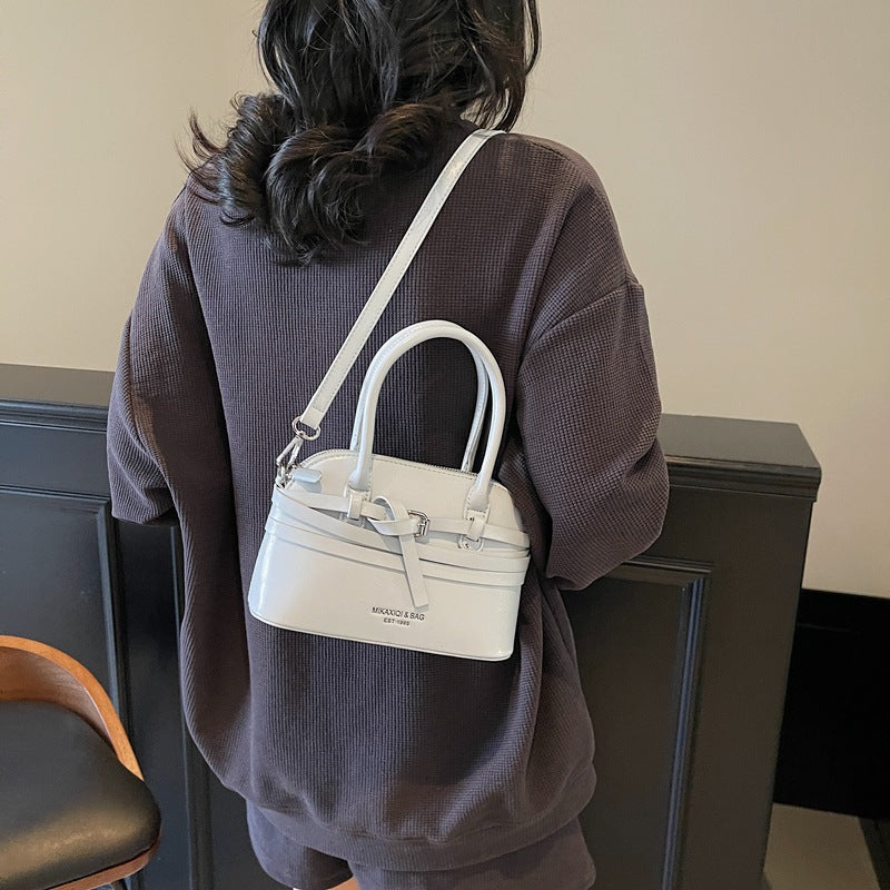 Premium texture handbag women's 2025 spring and summer new retro versatile shoulder bag foreign style versatile messenger shell bag