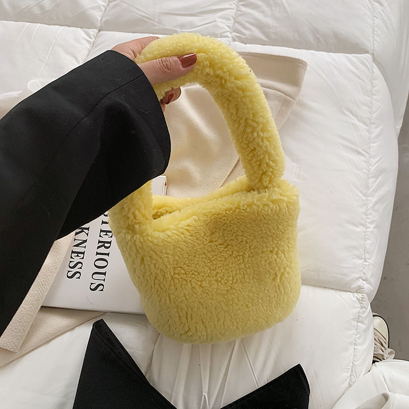 2023 autumn and winter new trend fluffy women's bag granular wool vegetable basket handbag plush cute bucket bag