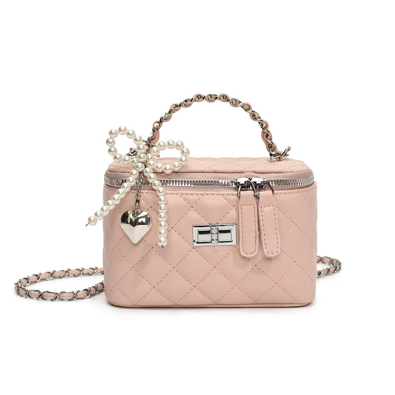Xiaoxiangfeng rhombus chain single shoulder underarm bag women's 2025 spring new style fashionable and simple commuter messenger bag