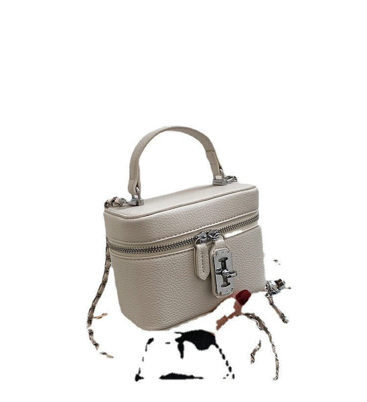 Women's bag 2022 spring and summer new Korean version fashion shoulder messenger small square bag personalized lock texture handbag