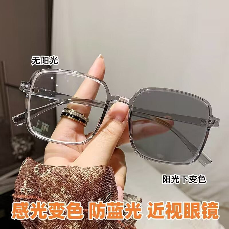 2023 new large box color-changing glasses Internet celebrities plain and thin high definition myopia glasses trendy couple tortoiseshell frame