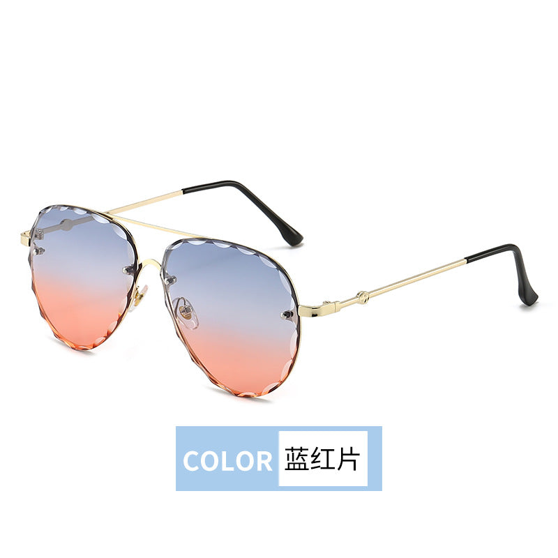 2022 new fashionable retro men's and women's sunscreen toad glasses European and American personalized metal large frame pilot sunglasses