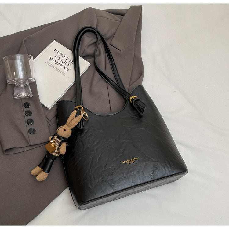 Winter new large-capacity tote bag women's 2024 minimalist style retro fashion underarm bag foreign style fashionable shoulder bag