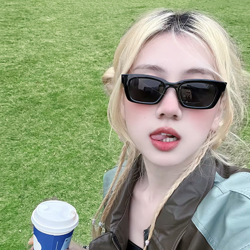 Classmate Yang, jennie, the same ink woman's high-end sense 2024 new trendy UV-proof gm sunglasses, one piece is sent on behalf of others.