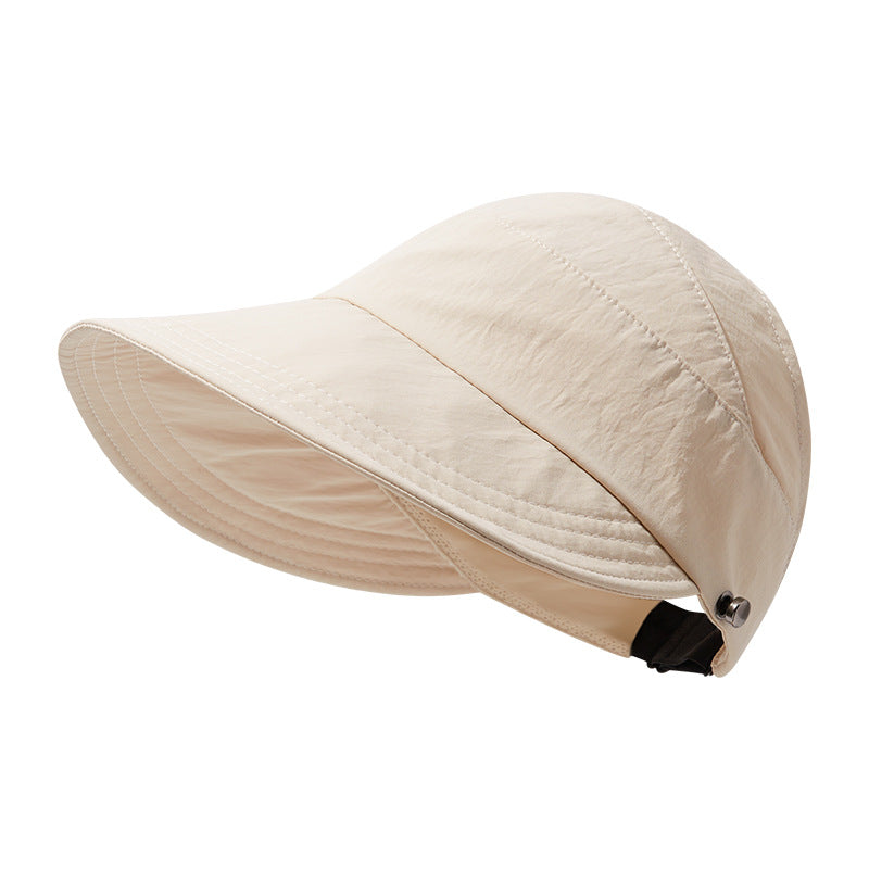 Zhao Ruth can wear a ponytail of the same style, a summer sunshade and sunscreen hat, and women can hang a mask hat and a sun hat.