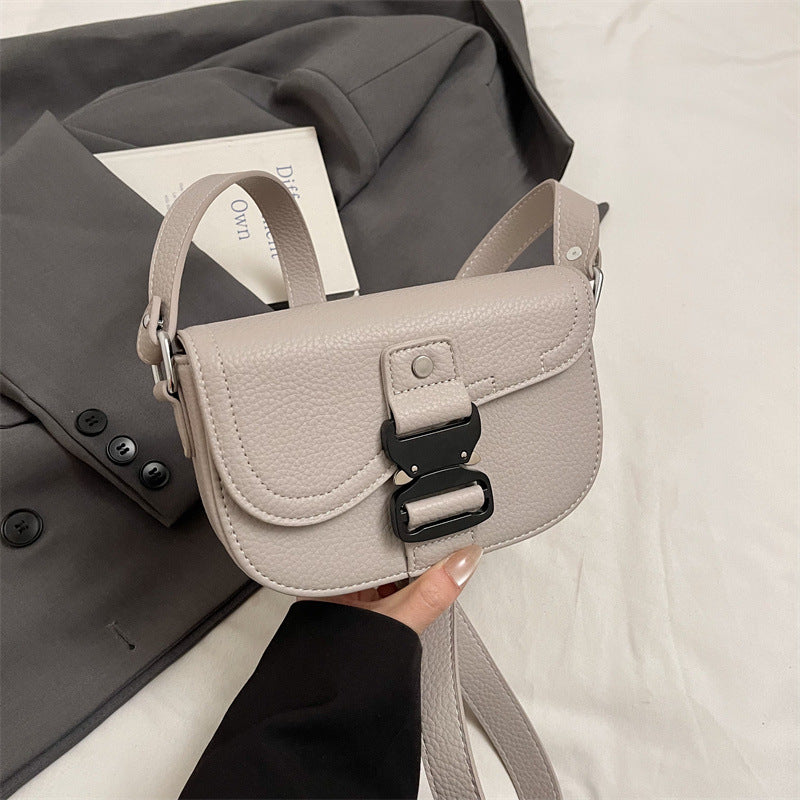 Women's messenger bag Women's bag Messenger bag Saddle bag Fashion 2025 Spring new foreign style shoulder bag Small square bag