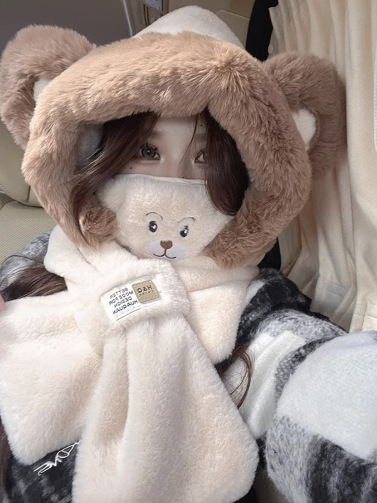Winter ear protection, scarf, ear hat, scarf, mask, cute strawberry bear, warm and cold-proof, Lei Feng hat, female cycling hat