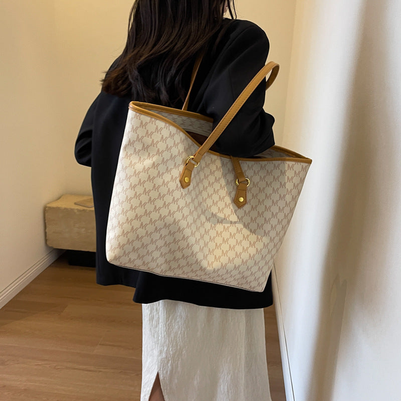 College student class bag women's fashion 2024 summer new trendy retro simple commuter shoulder bag tote bag
