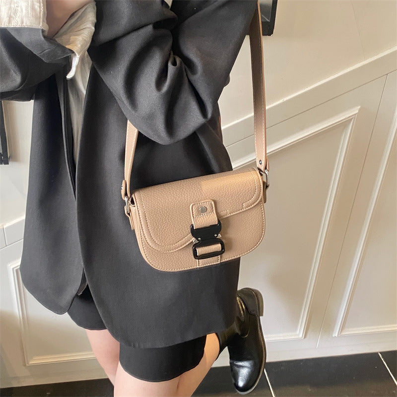 Women's messenger bag Women's bag Messenger bag Saddle bag Fashion 2025 Spring new foreign style shoulder bag Small square bag