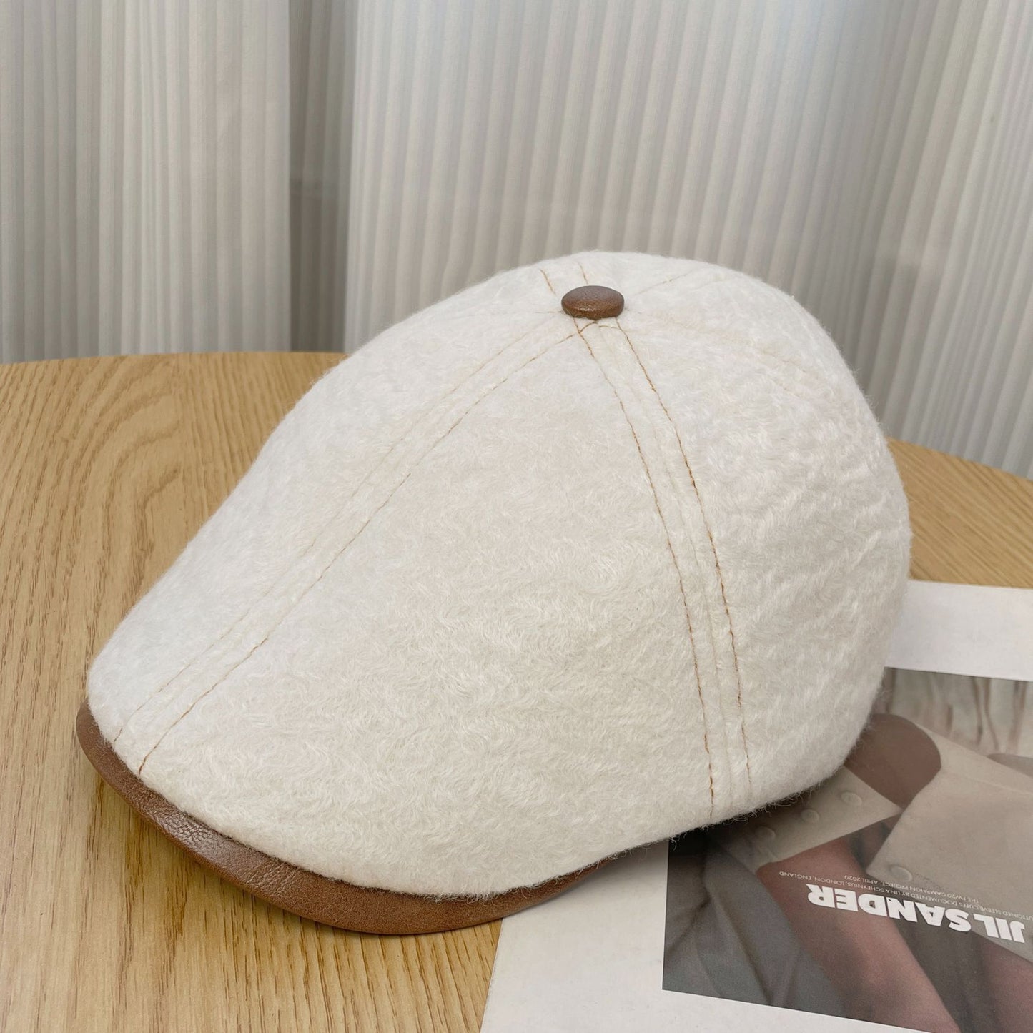 Woolen forward hat children autumn and winter solid color retro duck tongue newsboy hat warm face little painter hat wool