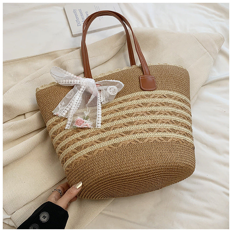 Woven straw large-capacity bag women's 2024 new summer foreign style shoulder bag seaside beach commuter tote bag