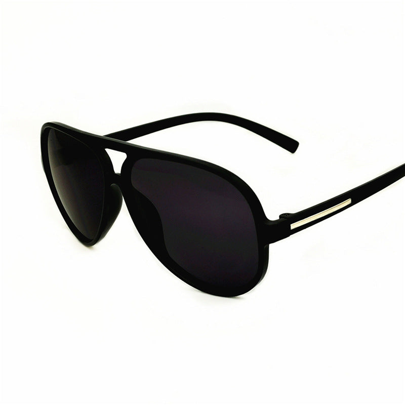 2023 black frame sunglasses wholesale men's sunglasses full frame Korean frame round face Korean version glasses toad glasses