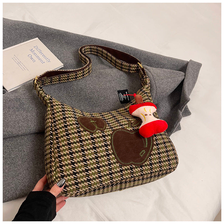 Woolen bag women's large-capacity 2024 winter new casual shoulder messenger bag plaid class commuter tote bag