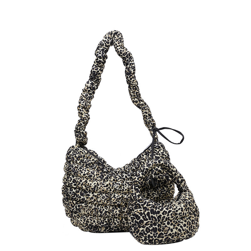Winter new cloud bag leopard print handbag women's pleated quilted bubble cotton clothing bag large capacity shoulder messenger bag