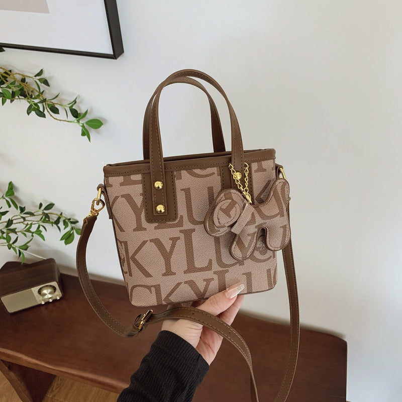 Women's high-end printed small bag Women's 2025 new large-capacity commuter shoulder crossbody vegetable basket bucket bag
