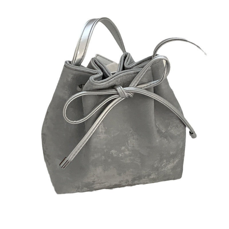 Wholesale versatile ins messenger bag women's 2024 new fashion Korean version bucket bag feeling shoulder bag