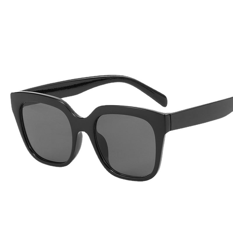 Women's sunglasses classic elegant ultra-light sunglasses men's Douyin Internet celebrity sunglasses wholesale stall