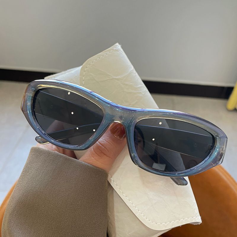 Y2K millennial style purple sunglasses women's high sense funny Internet celebrity photo sunglasses 2025 new retro