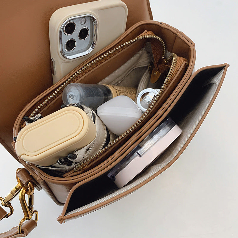 Wholesale Korean version niche design saddle bag travel new women's bag semi-round casual versatile shoulder messenger bag