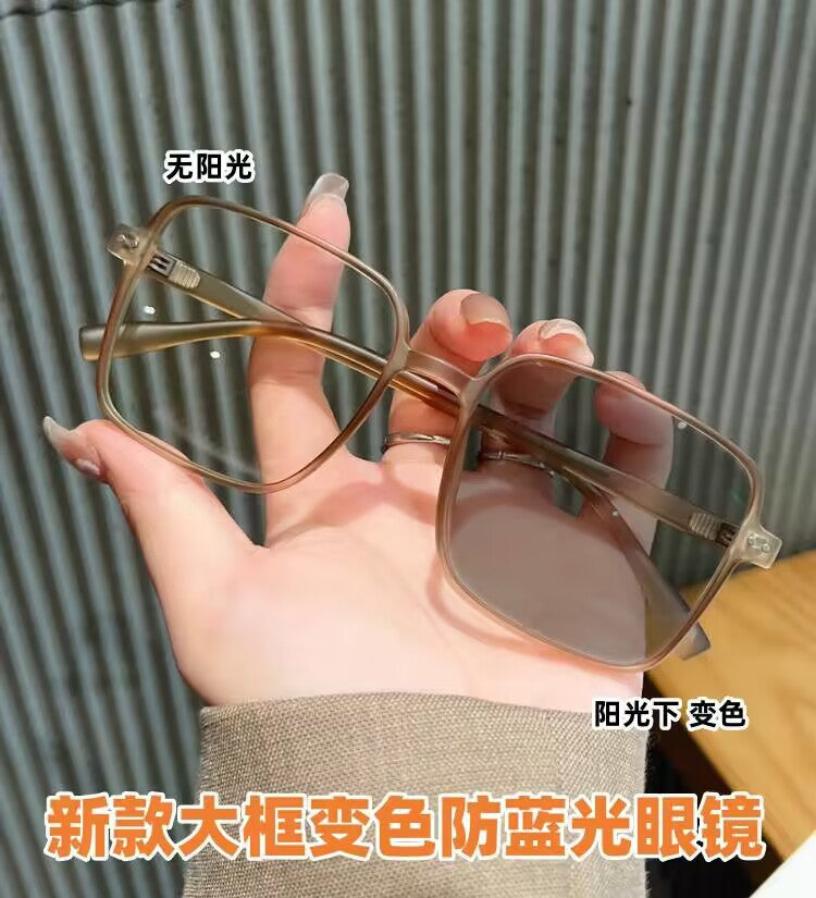2023 new large box color-changing glasses Internet celebrities plain and thin high definition myopia glasses trendy couple tortoiseshell frame