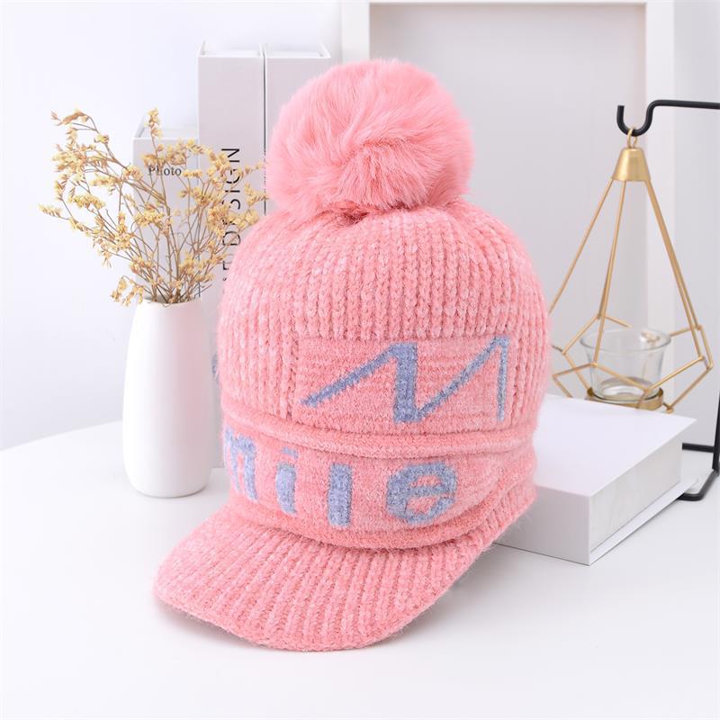 Winter chenille fleece warm women's knitted hat, Korean version of women's thickened duck tongue wool pullover ear hat tide