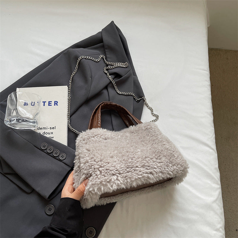 Winter large-capacity plush bag women's 2024 new women's bag simple and fashionable shoulder bag plush small square bag
