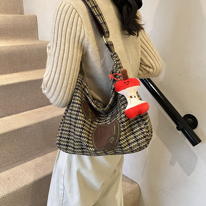 Woolen bag women's large-capacity 2024 winter new casual shoulder messenger bag plaid class commuter tote bag