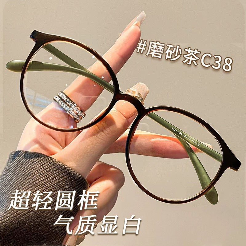 Xiaoxiangfeng black frame glasses female Internet celebrity plain artifact can be matched with degree ultra-light small face oval cat glasses frame 9071