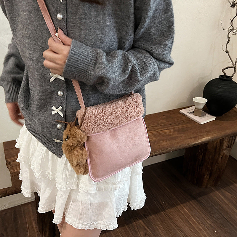 Wool lamb shoulder bag women's bag retro leather velvet messenger bag 2024 autumn and winter new sweet wind atmosphere plush bag