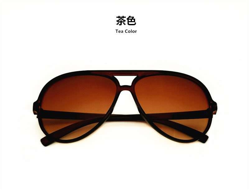 2023 black frame sunglasses wholesale men's sunglasses full frame Korean frame round face Korean version glasses toad glasses