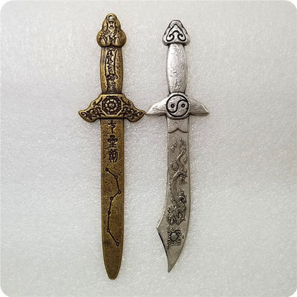 Commemorative coin 16.8cm brass, sword knife, decorative pendulum pendant #T0043