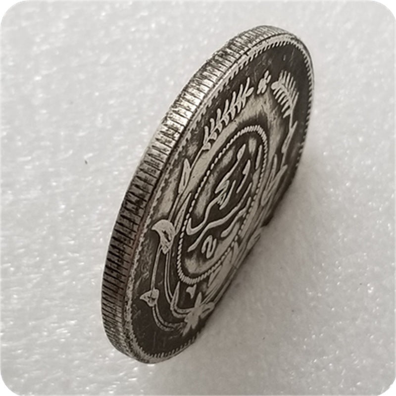 Wandering coin handicrafts Thickened Minguo six brass material Dihua silver round bureau made one or two commemorative coins silver dollar #0299