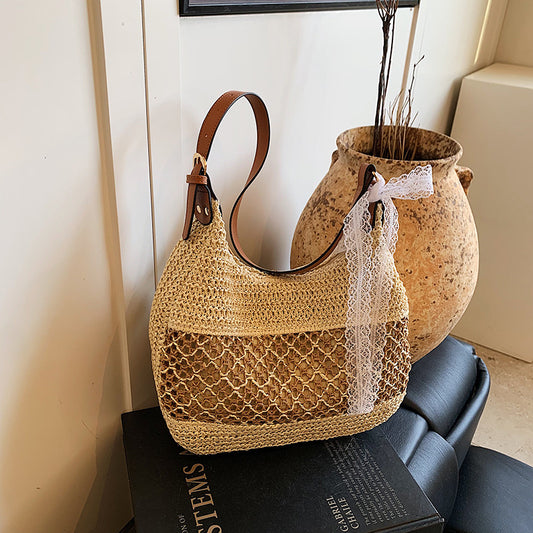 Woven bag women's 2025 spring new fashionable large-capacity beach bag casual simple commuter retro messenger bag