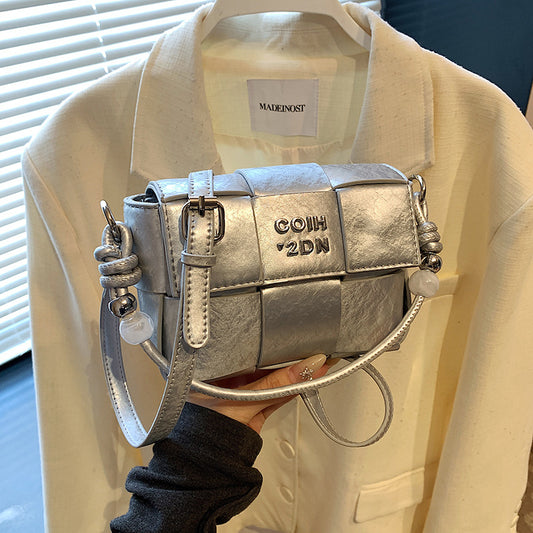 Woven small bag women's 2025 new spring personalized shoulder bag niche texture hand carry messenger bag small square bag