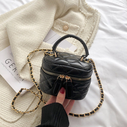 Xiaoxiangfeng bag women's 2023 new Internet celebrity live broadcast portable shoulder bag fashion diamond mini messenger bag tide