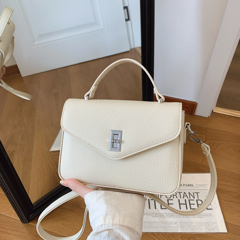Niche light luxury messenger bag 2025 new handbag women large capacity fashion retro simple messenger small square bag women