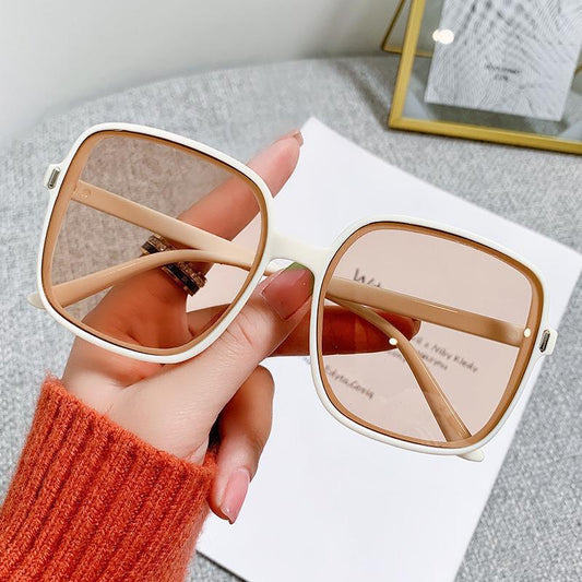 2022 new rice nail square sunglasses fashion sunglasses women's UV protection retro sunglasses wholesale