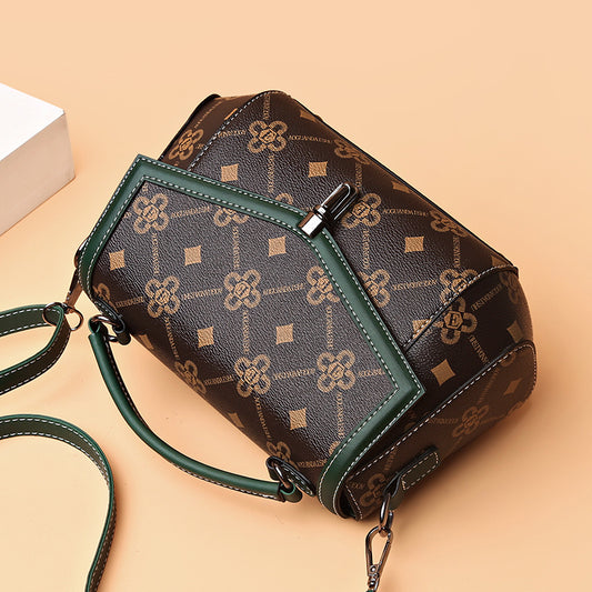 Women's bag new 2025 fashion versatile shoulder messenger small square bag letter printing portable texture bag women
