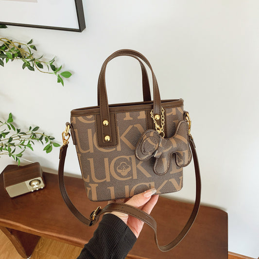 Women's high-end printed small bag Women's 2025 new large-capacity commuter shoulder crossbody vegetable basket bucket bag