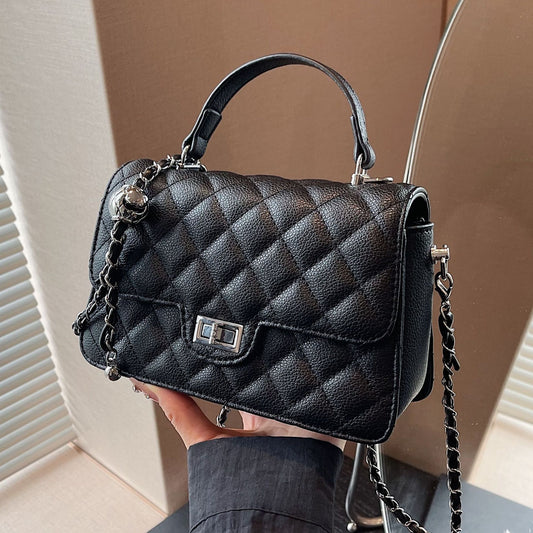 Xiaoxiangfeng diamond chain small square bag women's bag 2024 new versatile shoulder messenger bag simple portable underarm bag
