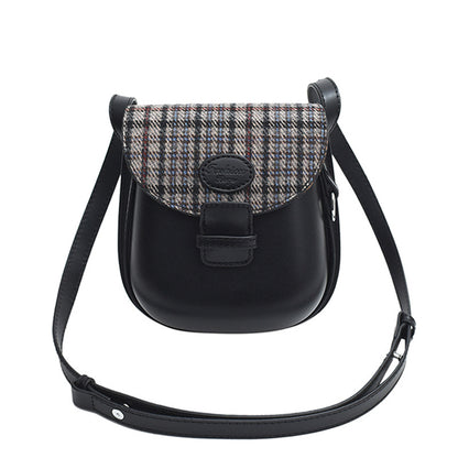 2023 autumn and winter fashion mini portable shoulder bag women's plaid splicing retro messenger small square bag texture mobile phone bag