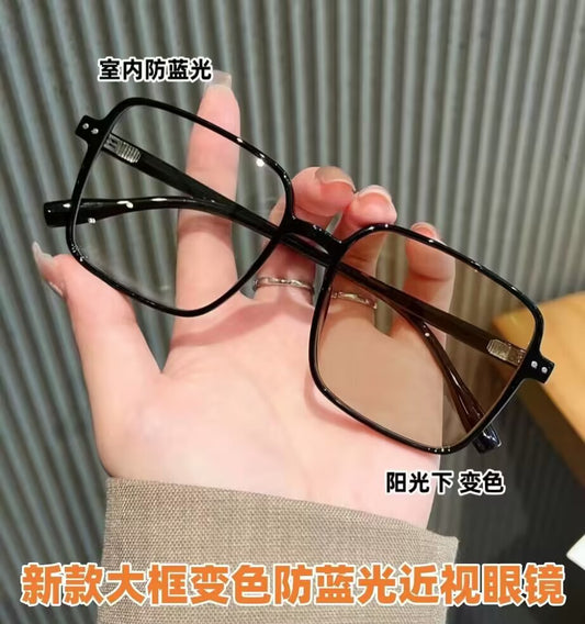 2023 new large box color-changing glasses Internet celebrities plain and thin high definition myopia glasses trendy couple tortoiseshell frame