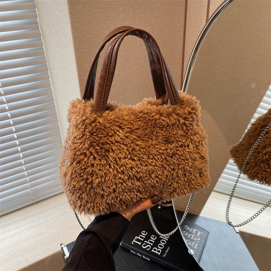 Winter large-capacity plush bag women's 2024 new women's bag simple and fashionable shoulder bag plush small square bag