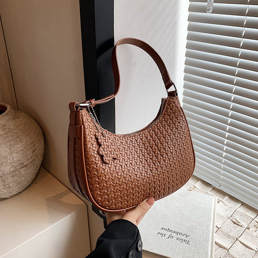 Weaving texture small bag women's 2024 autumn new simple trend messenger bag fashionable foreign style one shoulder dumpling bag