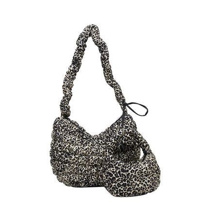 Winter new cloud bag leopard print handbag women's pleated quilted bubble cotton clothing bag large capacity shoulder messenger bag