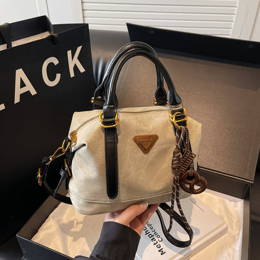 Winter retro handbag bag women's bag 2025 new fashionable large-capacity versatile casual commuter messenger pillow bag